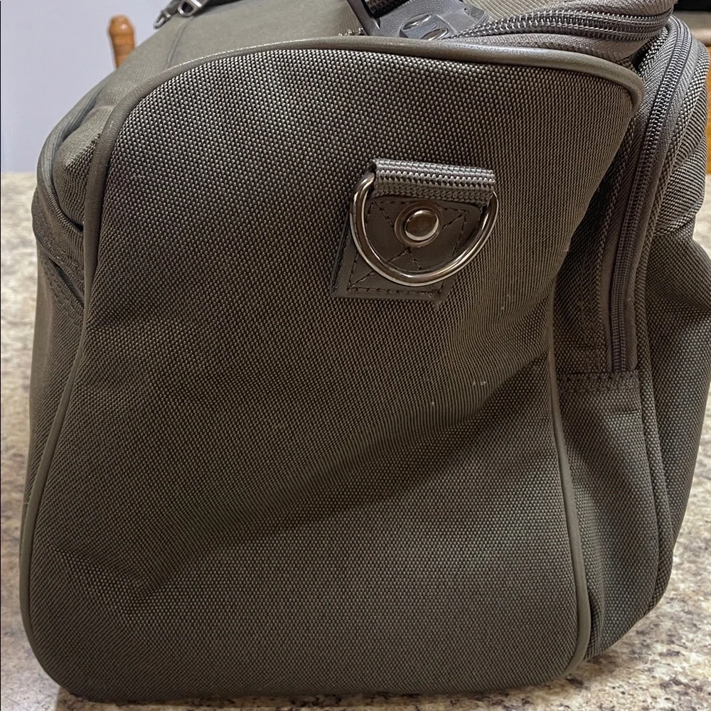 Vintage American Tourister Travel Bag. Green Gray Color. EUC*
